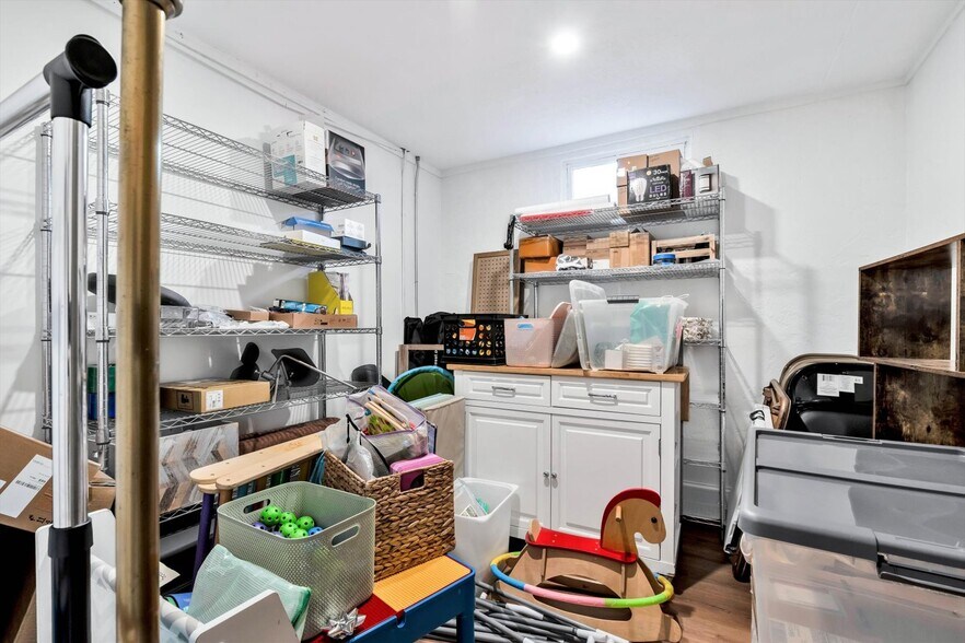 More Photos Of 1049 Main St, West Barnstable Medical For Sale