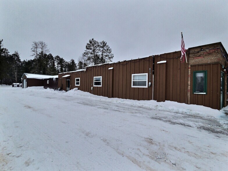 More Photos Of 4187 Highway B, Land O Lakes General Retail For Sale