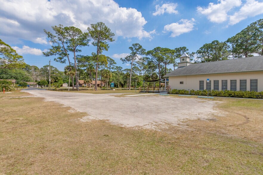 More Photos Of 1865 Friday Rd, Cocoa Religious Facility For Sale