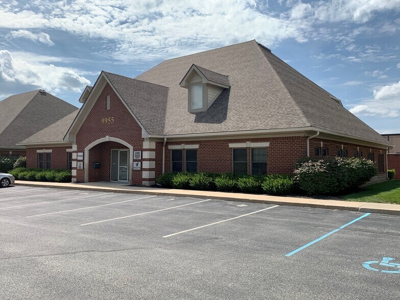 Primary Photo Of 9955 Crosspoint Blvd, Fishers Office For Sale