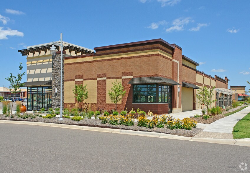 More Photos Of 15560-15624 Pilot Knob Rd, Apple Valley Unknown For Lease