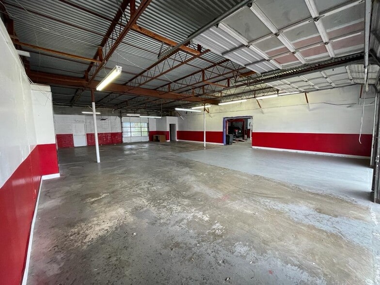 More Photos Of 2116 Fry Rd, Houston Auto Repair For Sale