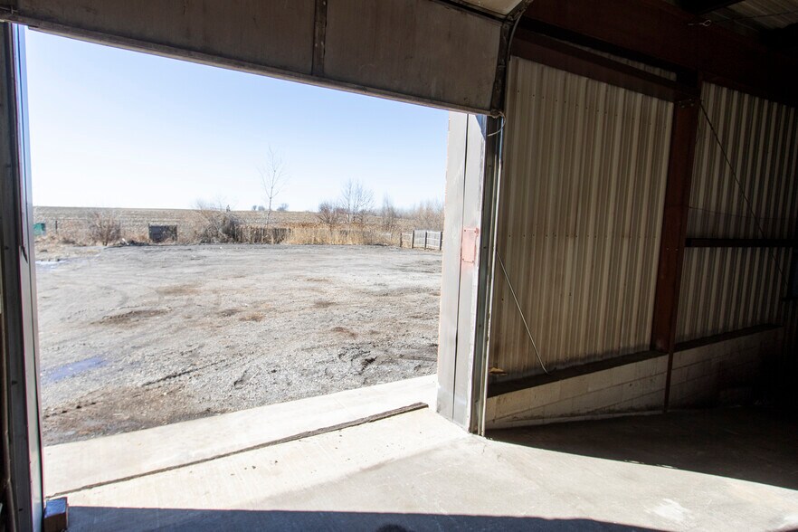 More Photos Of 640 N Heartland Dr, Sugar Grove Manufacturing For Lease