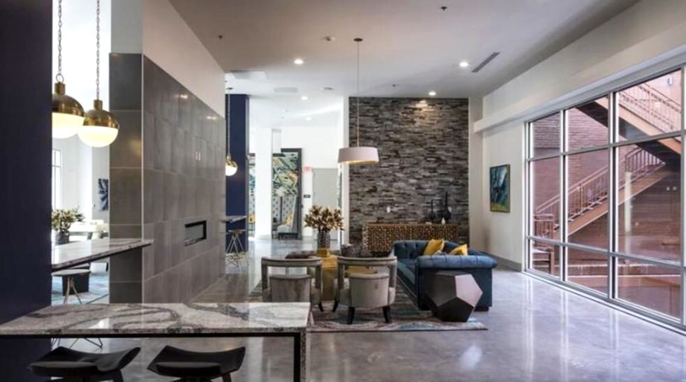 More Photos Of 100 N Market St, Wichita Office For Lease