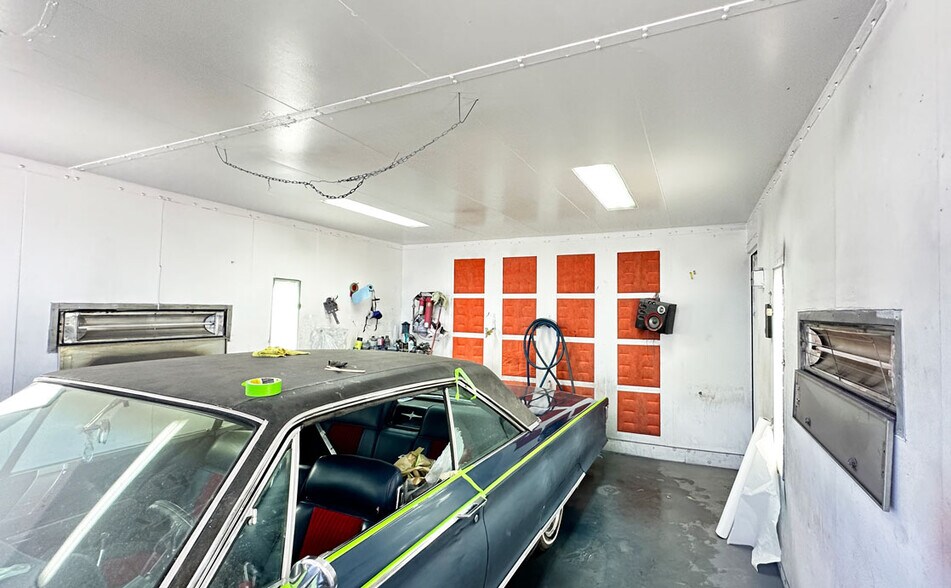 More Photos Of 16593 E 14th St, San Leandro Auto Repair For Lease