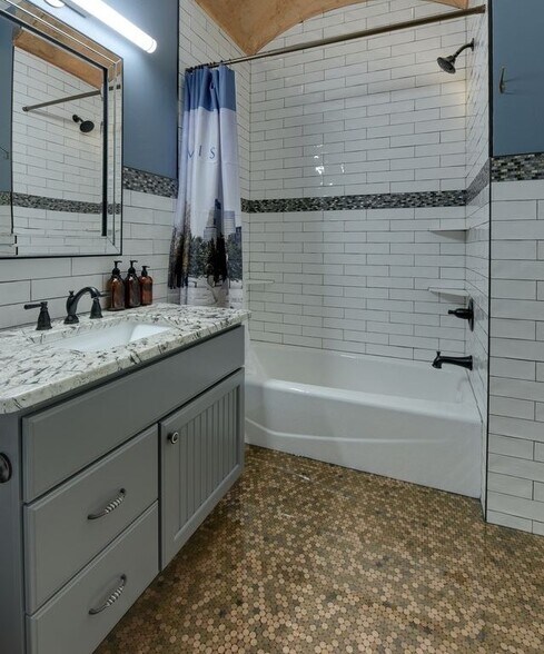 More Photos Of 1802 11th Ave S, Minneapolis Apartments For Sale