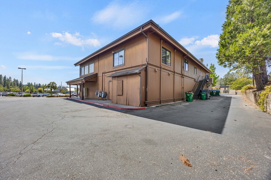 More Photos Of 1035-1043 Sutton Way, Grass Valley Office For Sale