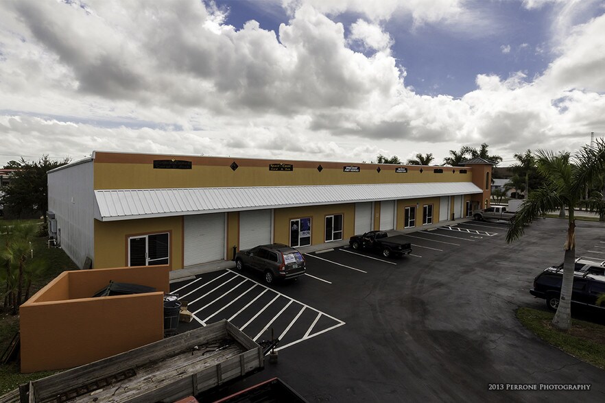 More Photos Of 150 Venetian Way, Merritt Island Warehouse For Lease