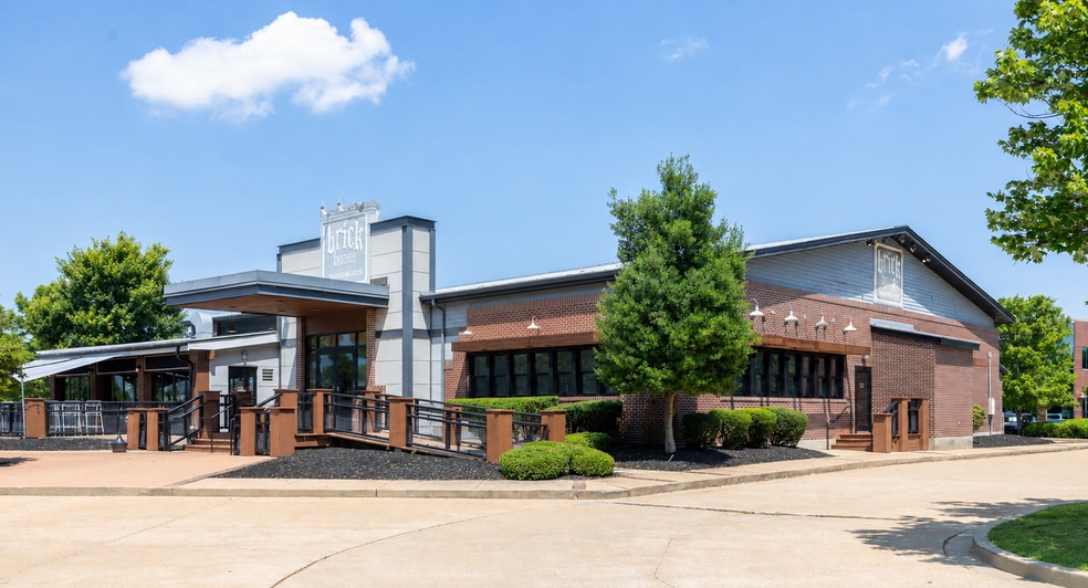 More Photos Of 2 McBride and Son Center Dr, Chesterfield Restaurant For Sale
