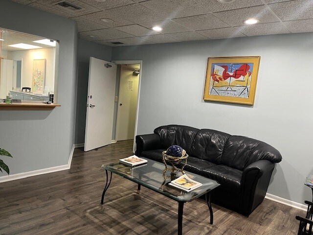 More Photos Of 1300 N Federal Hwy, Boca Raton Medical For Sale