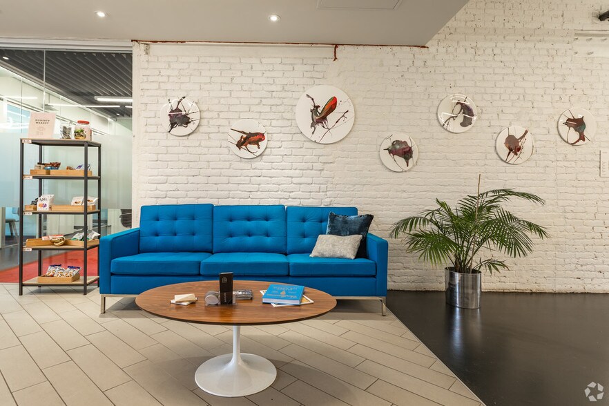 More Photos Of 195 Broadway, Brooklyn Office For Lease