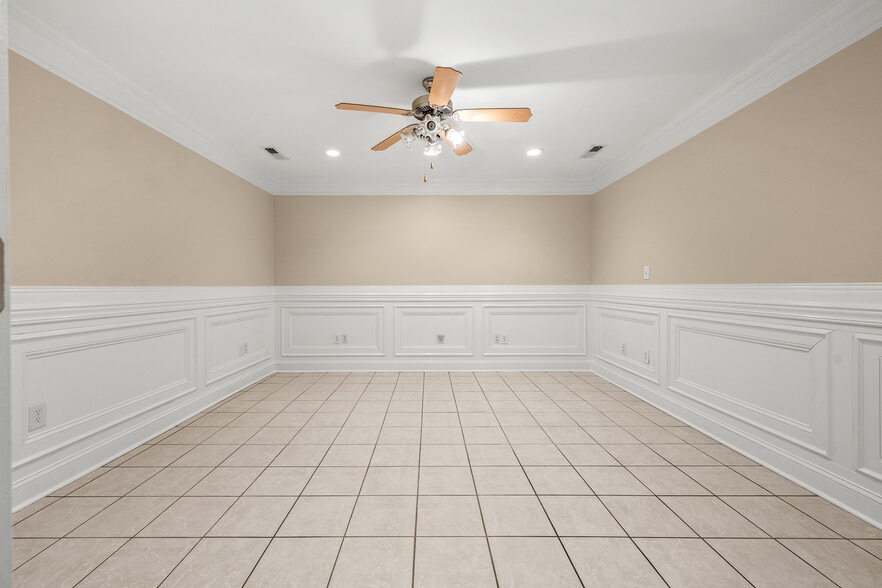 More Photos Of 117 Prince St, Shelbyville Specialty For Sale