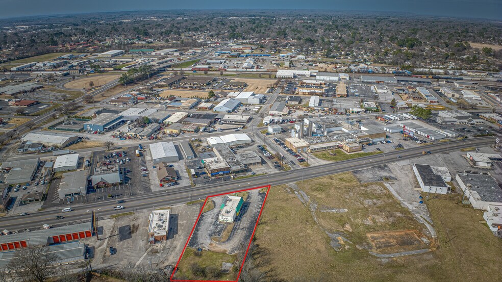 More Photos Of 1716 6th Ave SE, Decatur Funeral Home For Sale