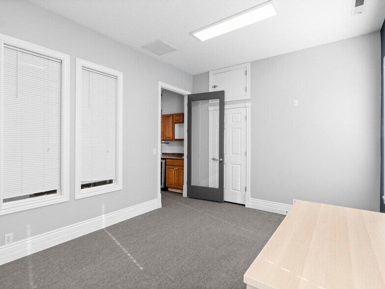 More Photos Of 11576 S State St, Draper Medical For Lease