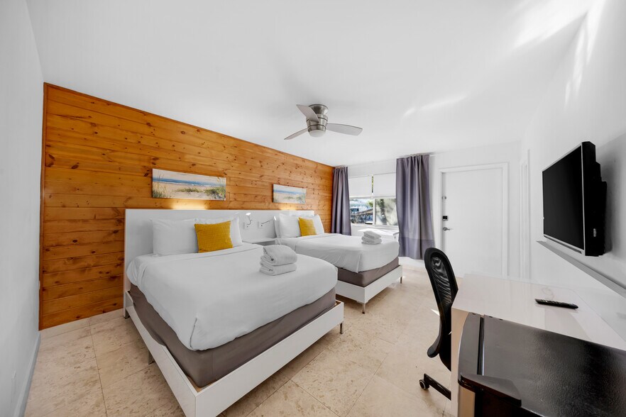 More Photos Of 3215 NE 7th St, Pompano Beach Apartments For Sale