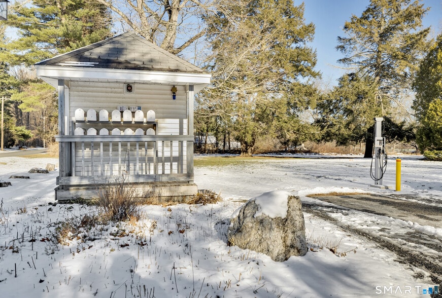 More Photos Of 5 Brookside Ln, Woodstock Apartments For Sale