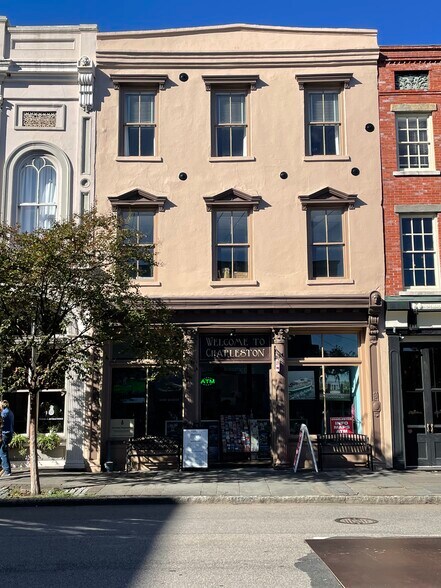 More Photos Of 231 Meeting St, Charleston Storefront Retail Office For Lease