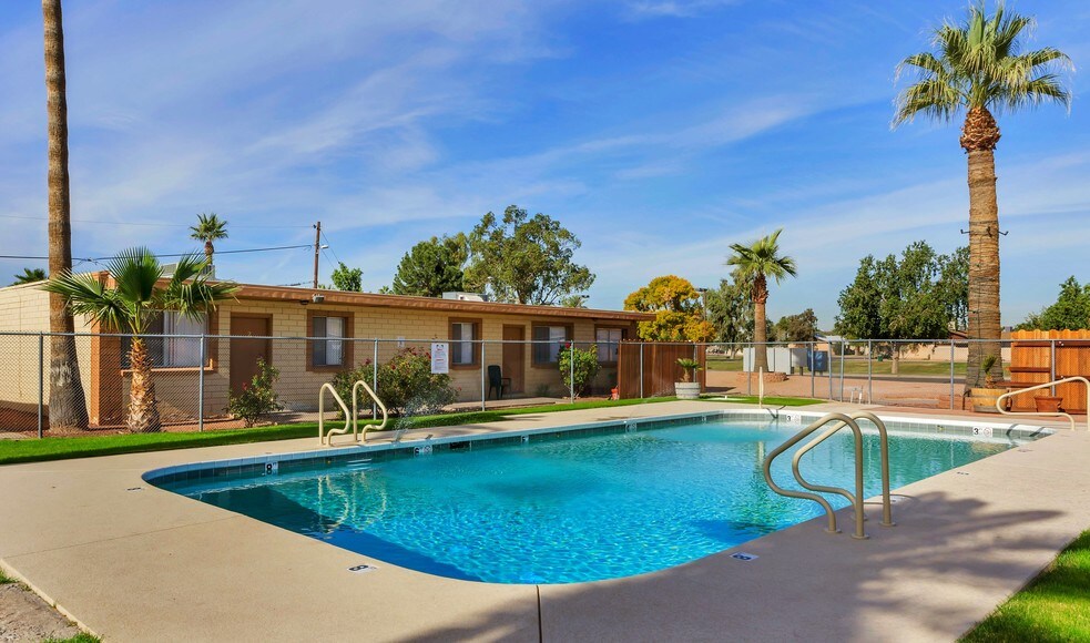 More Photos Of 109 E Brinker Dr, Avondale Apartments For Sale