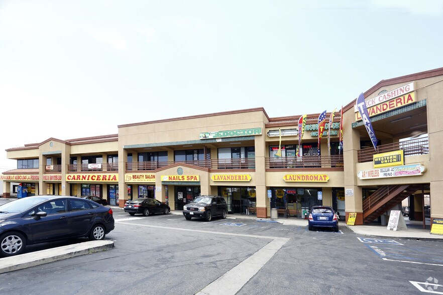 More Photos Of 8925 Sepulveda Blvd, North Hills Unknown For Lease