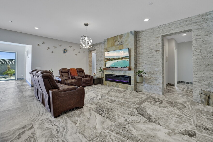 More Photos Of NEWLY REMODELED SURPRISE ALH, Surprise Assisted Living For Sale