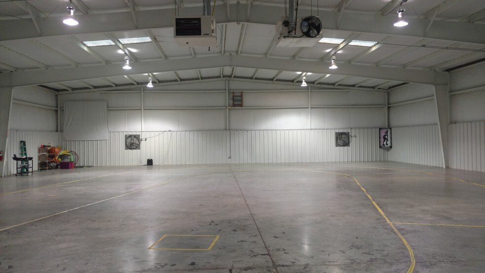 More Photos Of 3123 Cedar Park, Greensboro Unknown For Lease