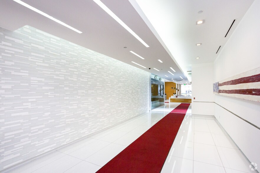 More Photos Of 9200 W Sunset Blvd, West Hollywood Office For Lease