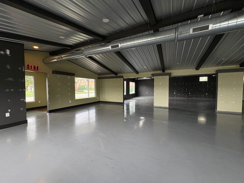 More Photos Of 1201 Washington St, Columbus Loft Creative Space For Lease