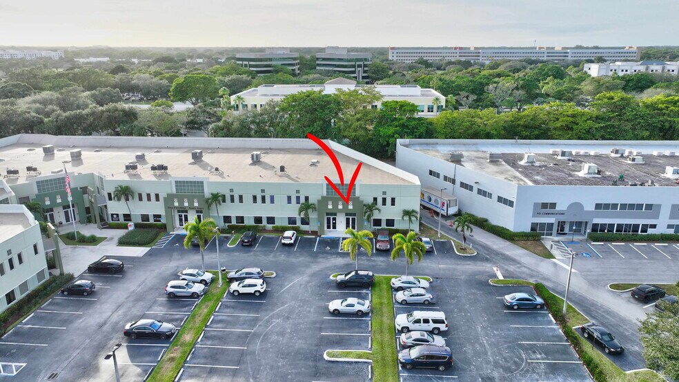 More Photos Of 1200 S Rogers Cir, Boca Raton Warehouse For Lease