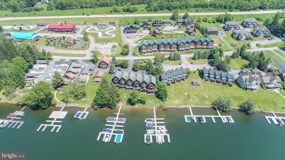 More Photos Of 25 Cedar Shores dr, Mchenry Marina For Sale