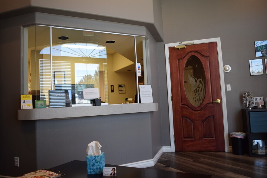 More Photos Of 3505 E Harmon Ave, Las Vegas Medical For Lease
