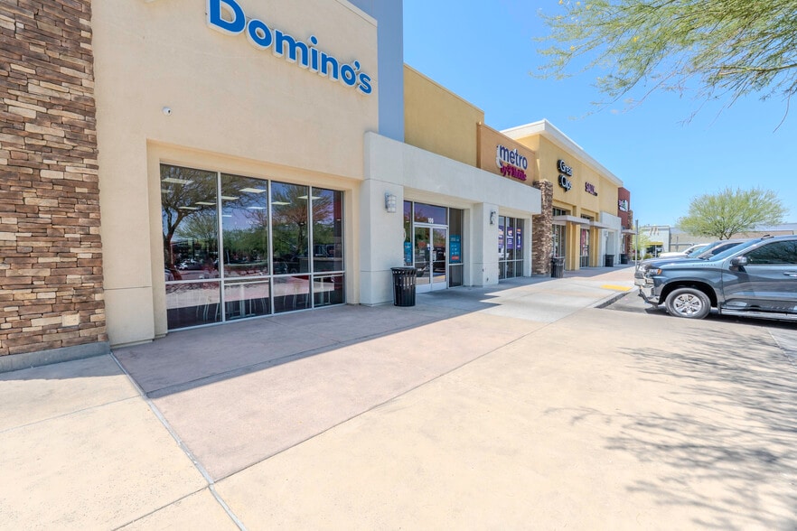 More Photos Of 12274 Palmdale Rd, Victorville Storefront For Lease
