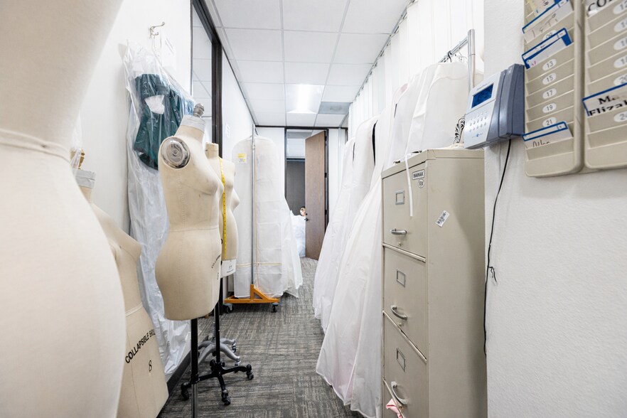 More Photos Of 5373 W Alabama St, Houston Office For Lease