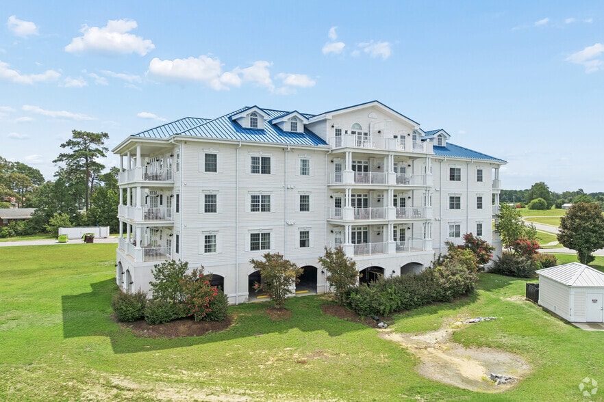 More Photos Of 231 Waterside Dr, Roper Apartments For Sale