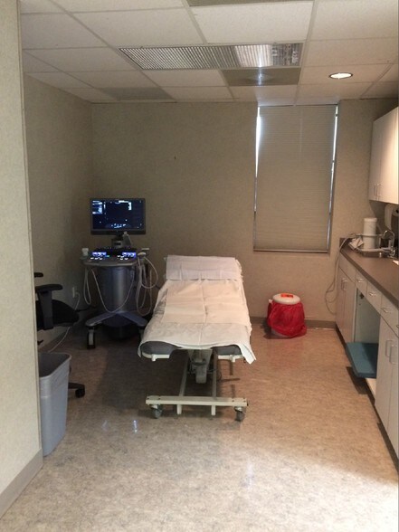 More Photos Of 110 S Estes Dr, Chapel Hill Medical For Sale