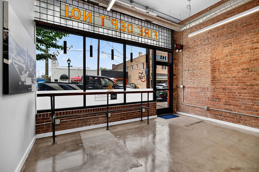 More Photos Of 143 N Wayne Ave, Waynesboro Storefront Retail Office For Sale