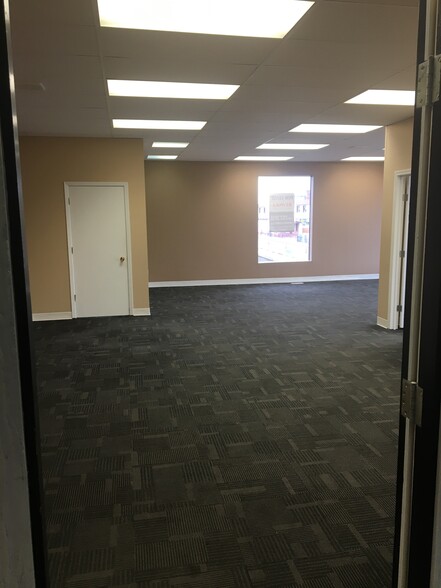 More Photos Of 15241 Stony Plain Rd NW, Edmonton Storefront Retail Office For Lease
