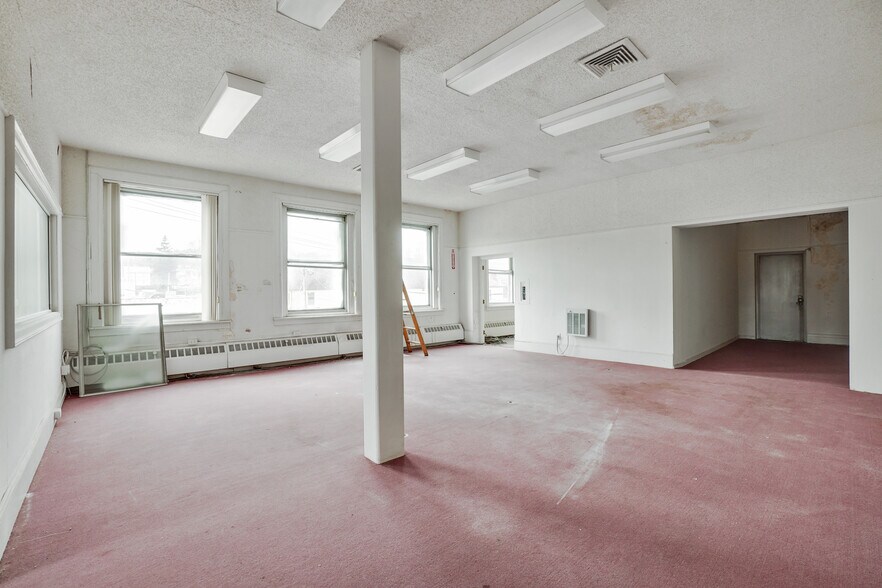 More Photos Of 63 Main St, Netcong Storefront Retail Residential For Sale