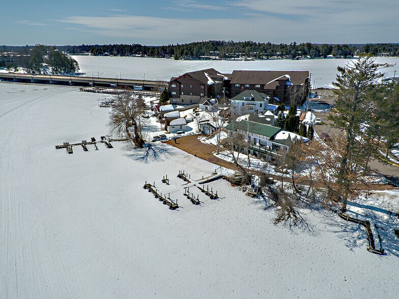 More Photos Of 317 E Park Ave, Minocqua Hotel For Sale