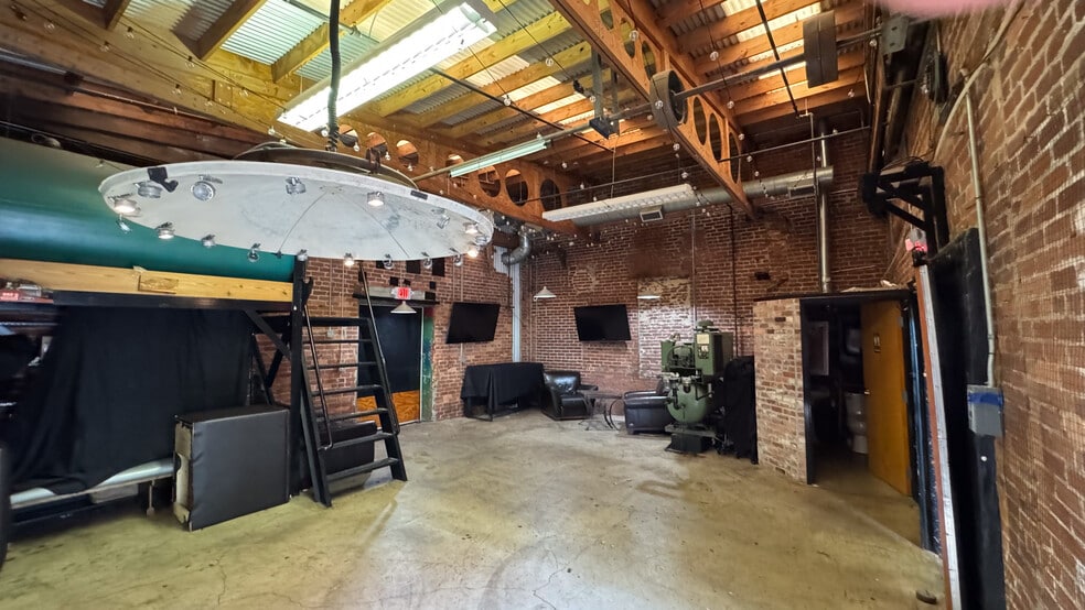 More Photos Of 116 Krog St, Atlanta Loft Creative Space For Sale