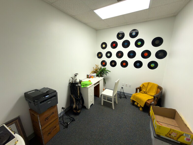 More Photos Of 275 W Airport Blvd, Pensacola Storefront Retail Office For Lease