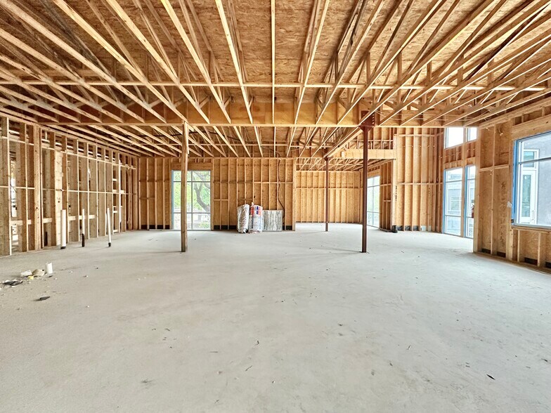 More Photos Of 23119 Ih 10 W, San Antonio Office For Lease