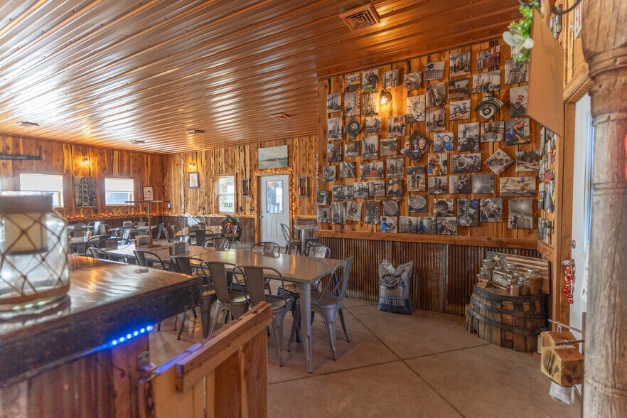 More Photos Of 43937 Highway 36, Monroe City General Retail For Sale