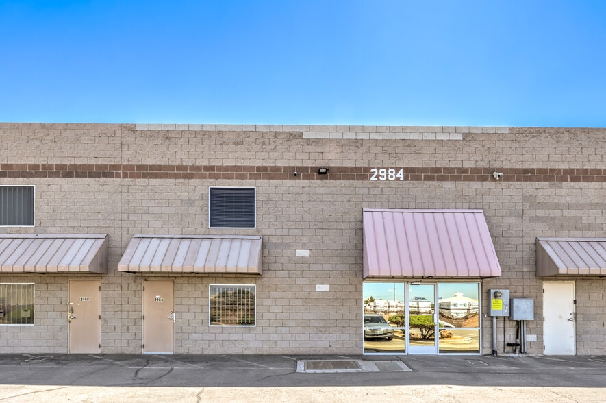 More Photos Of 2984 Marco St, Las Vegas Light Manufacturing For Sale