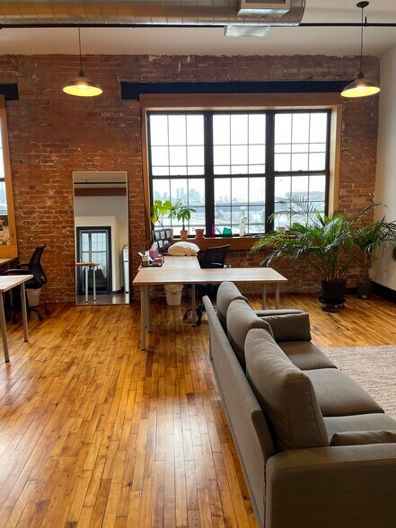 More Photos Of 456 Johnson Ave, Brooklyn Office For Lease