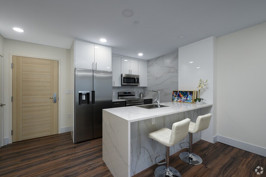 More Photos Of 4900 Spruce St, Philadelphia Apartments For Sale