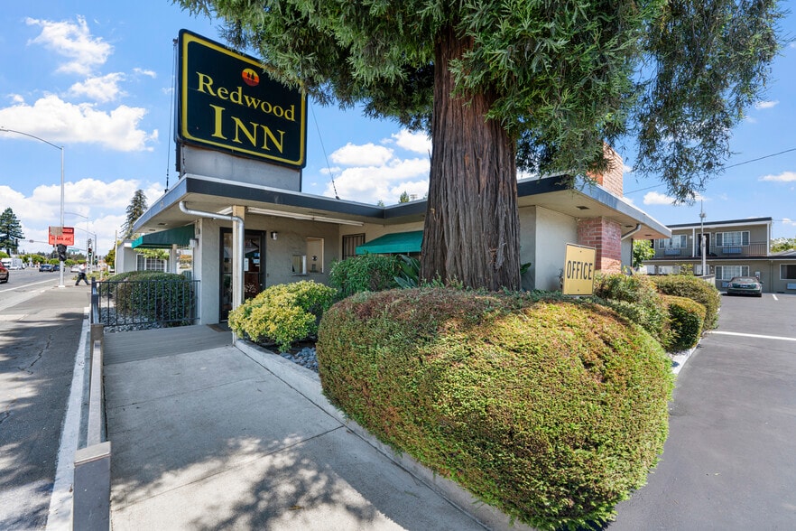 More Photos Of 1736 Santa Rosa Ave, Santa Rosa Hotel For Sale