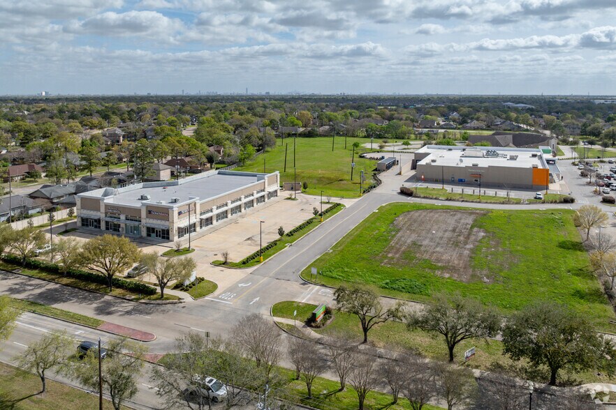 More Photos Of 2220 Eldridge Rd, Sugar Land General Retail For Lease