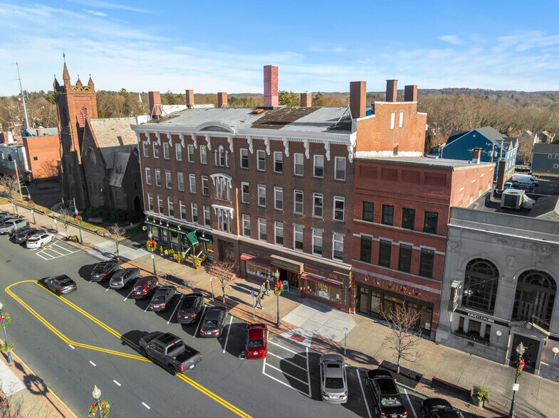 More Photos Of 33-39 N Main St, Wallingford Office For Lease