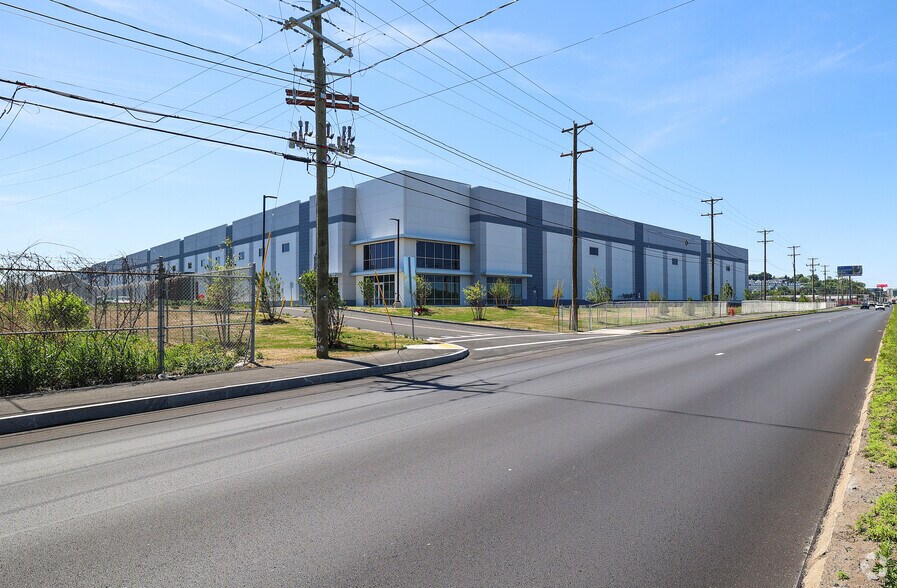 More Photos Of 101 Lee Burbank Hwy, Revere Unknown For Lease
