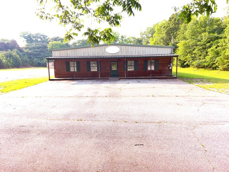 More Photos Of 323 Fulton St, Dadeville Flex For Sale